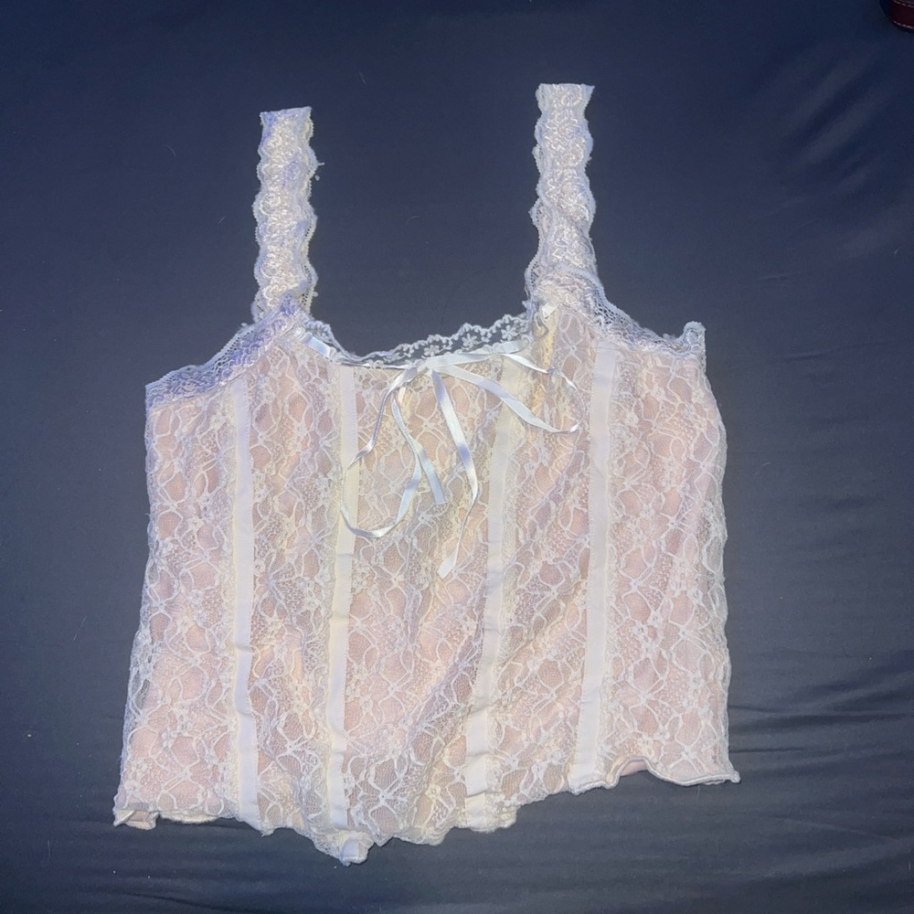 Large Coqette Laced Crop Top.